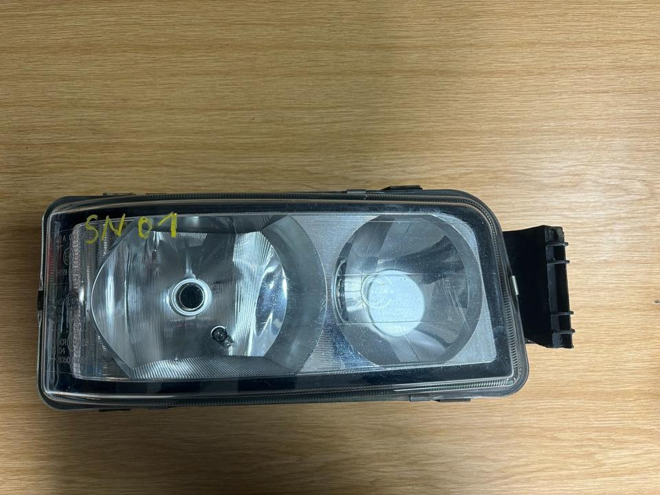 MAN TGL/TGM Hauptscheinwerfer Rechts 81.25101-6466 SN 01 - Hauptscheinwerfer für LKW: das Bild 1 MAN TGL/TGM Hauptscheinwerfer Rechts 81.25101-6466 SN 01 - Hauptscheinwerfer für LKW: das Bild 1