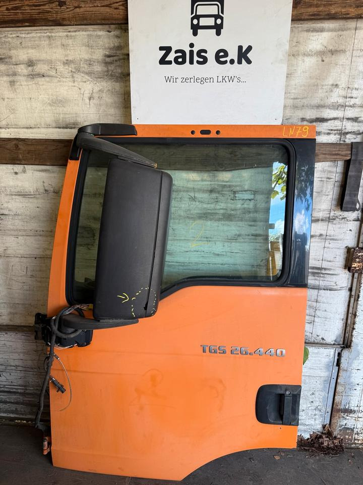 MAN TGS EU6 Fahrertür Orange Spiegel Innenverkleidung LN 79 - Tür und Teile für LKW: das Bild 1 MAN TGS EU6 Fahrertür Orange Spiegel Innenverkleidung LN 79 - Tür und Teile für LKW: das Bild 1
