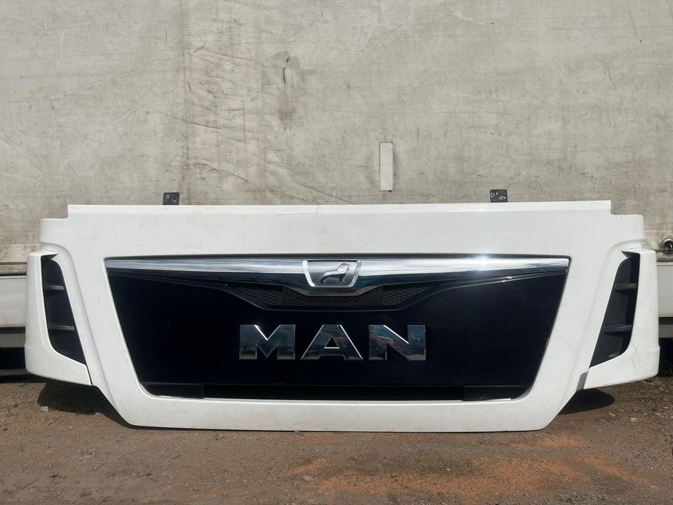 MAN TGX EU6 Motorhaube Kühlergrill 81.061110-6095 - Kühler für LKW: das Bild 1 MAN TGX EU6 Motorhaube Kühlergrill 81.061110-6095 - Kühler für LKW: das Bild 1