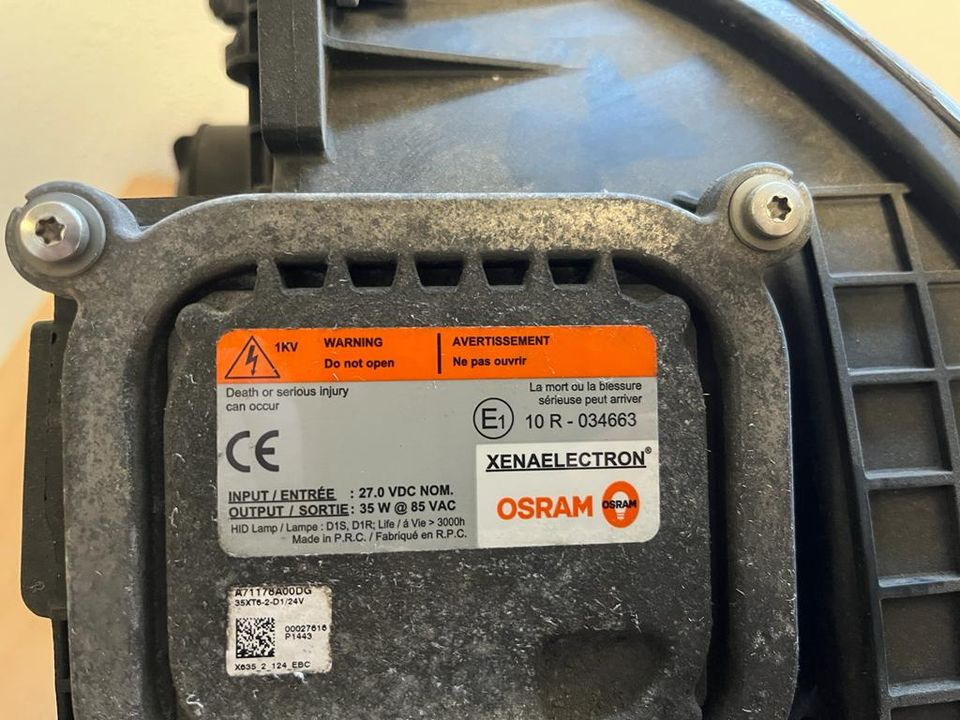 Mercedes Actros Bi Xenon Scheinwerfer Vorne Rechts A9608200739 - Hauptscheinwerfer für LKW: das Bild 4 Mercedes Actros Bi Xenon Scheinwerfer Vorne Rechts A9608200739 - Hauptscheinwerfer für LKW: das Bild 4