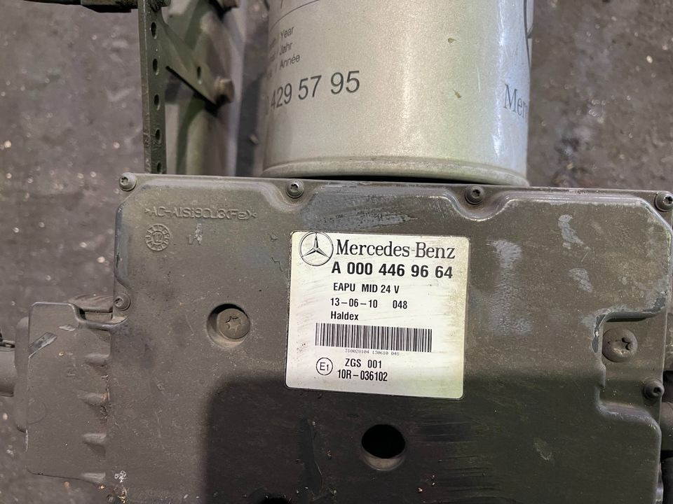 Mercedes Actros Lufttrockner Druckluftanlage A 0004469664 HALDEX - Luftansaugsystem für LKW: das Bild 3 Mercedes Actros Lufttrockner Druckluftanlage A 0004469664 HALDEX - Luftansaugsystem für LKW: das Bild 3