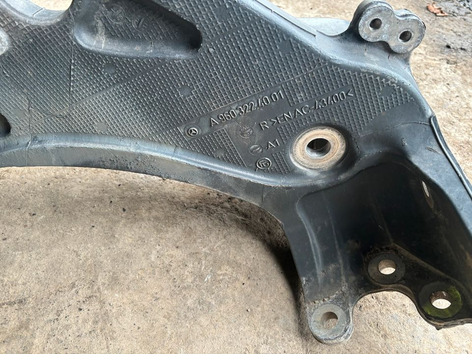 Mercedes-Actros MP4 Lenkbock Rechts A9603224001 - Lenkung für LKW: das Bild 3 Mercedes-Actros MP4 Lenkbock Rechts A9603224001 - Lenkung für LKW: das Bild 3