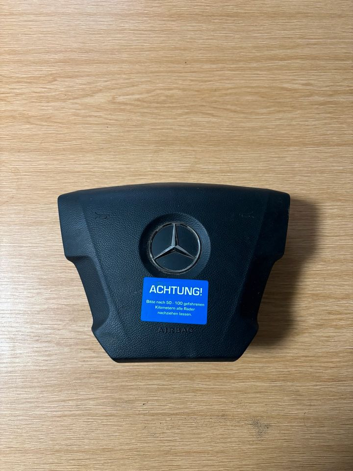 Mercedes Actros MP4 Lenkradairbag - Lenkrad für LKW: das Bild 1 Mercedes Actros MP4 Lenkradairbag - Lenkrad für LKW: das Bild 1