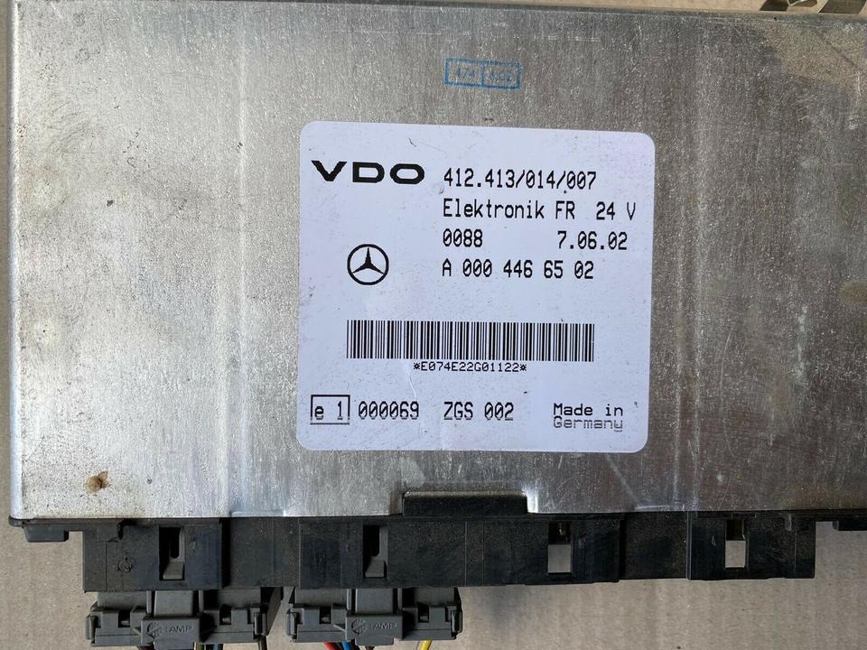 Mercedes Atego Elektronik FR VDO Steuergerät A 000 446 65 02 - Steuergerät für LKW: das Bild 2 Mercedes Atego Elektronik FR VDO Steuergerät A 000 446 65 02 - Steuergerät für LKW: das Bild 2