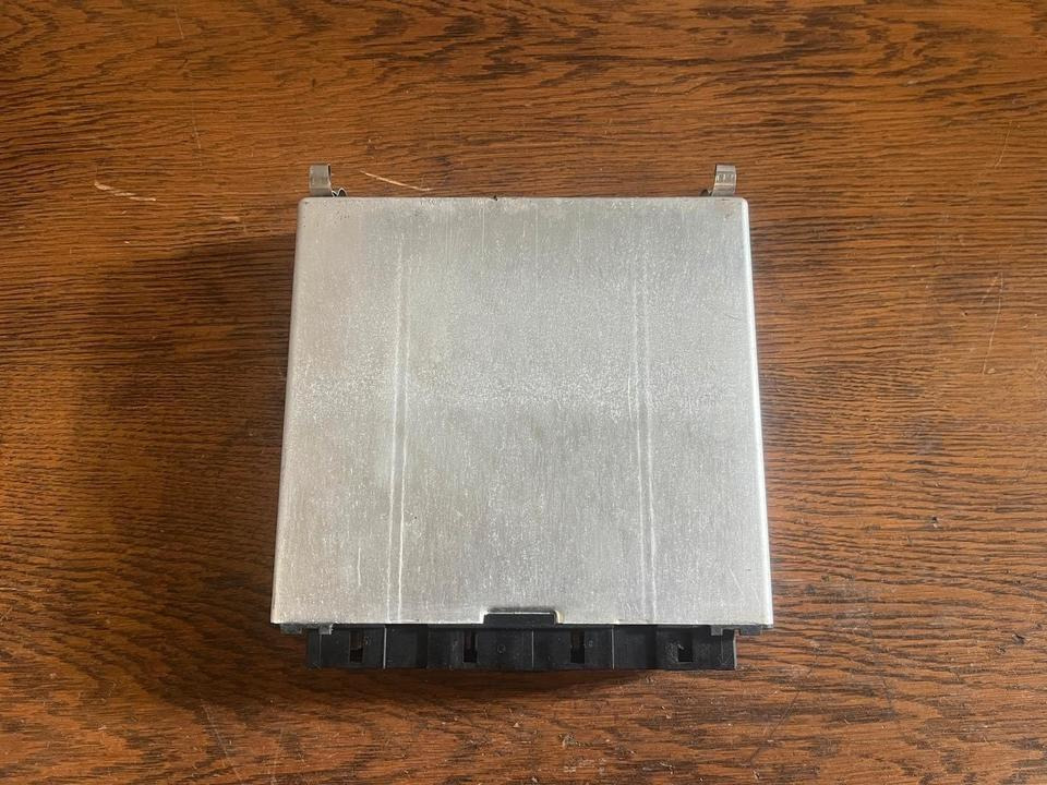 Mercedes Atego Elektronik FR VDO Steuergerät A0004465702 - Steuergerät für LKW: das Bild 5 Mercedes Atego Elektronik FR VDO Steuergerät A0004465702 - Steuergerät für LKW: das Bild 5