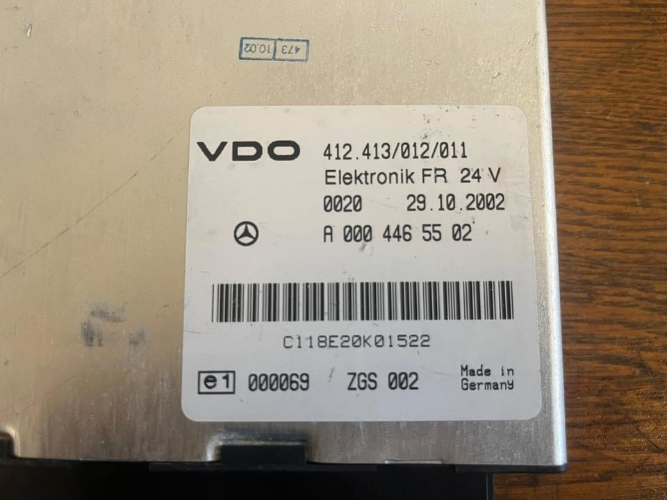 Mercedes Atego VDO Elektronik FR Steuergerät A0004465502 - Steuergerät für LKW: das Bild 3 Mercedes Atego VDO Elektronik FR Steuergerät A0004465502 - Steuergerät für LKW: das Bild 3