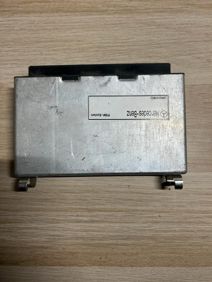 Mercedes Benz VDO Elektronik PSM A0004460646 - Steuergerät für LKW: das Bild 4 Mercedes Benz VDO Elektronik PSM A0004460646 - Steuergerät für LKW: das Bild 4