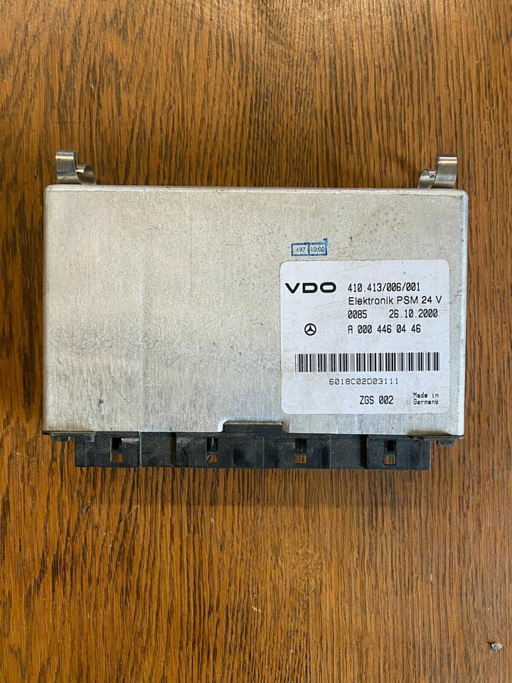 Mercedes Elektronik VDO PSM Steuergerät A 000 446 04 46 - Steuergerät für LKW: das Bild 1 Mercedes Elektronik VDO PSM Steuergerät A 000 446 04 46 - Steuergerät für LKW: das Bild 1