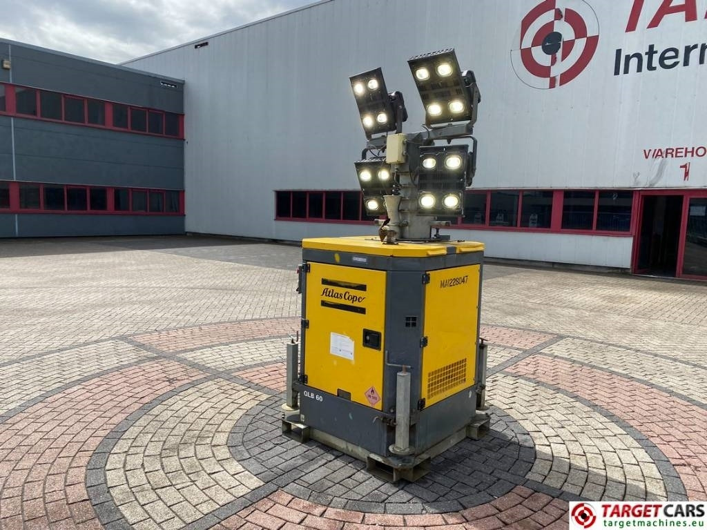 Atlas Copco QLB60 Tower Light 4x350W Led - Lichtmasten: das Bild 4 Atlas Copco QLB60 Tower Light 4x350W Led - Lichtmasten: das Bild 4