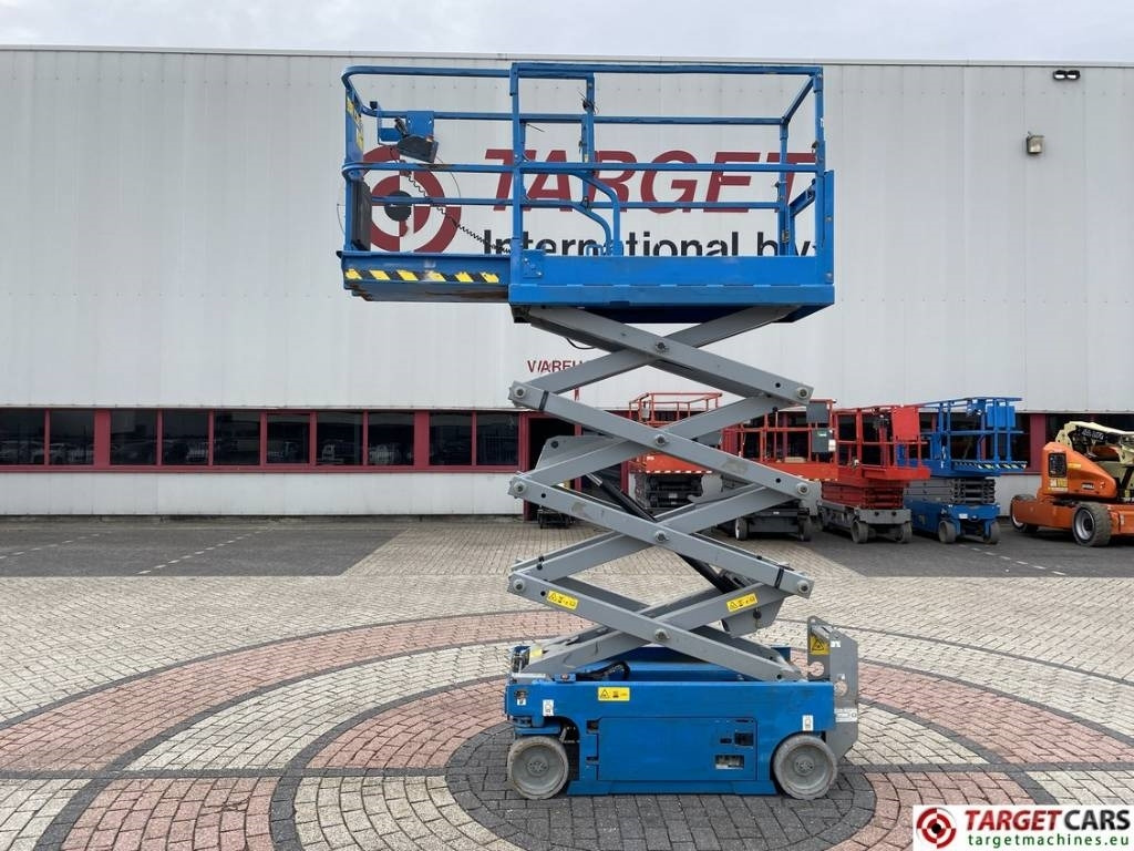 Genie GS-1932 Electric Scissor Work Lift 779cm - Scherenbühne: das Bild 5 Genie GS-1932 Electric Scissor Work Lift 779cm - Scherenbühne: das Bild 5