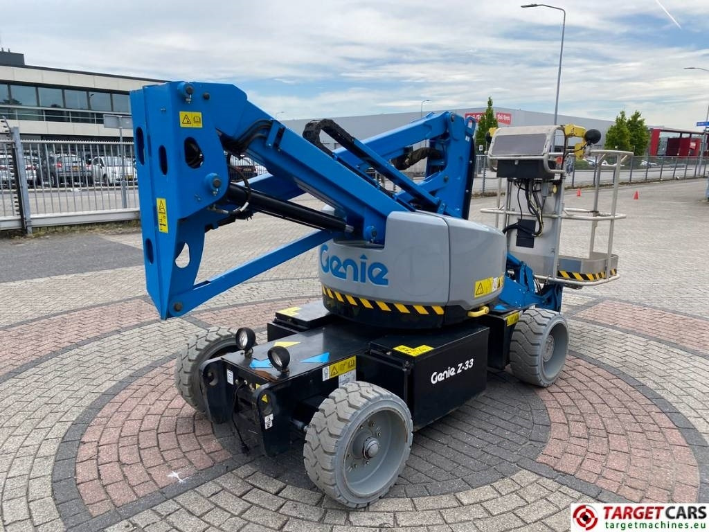 Genie Z-33/18 Articulated Electric Boom Work Lift 1200cm - Gelenkarmbühne: das Bild 3 Genie Z-33/18 Articulated Electric Boom Work Lift 1200cm - Gelenkarmbühne: das Bild 3