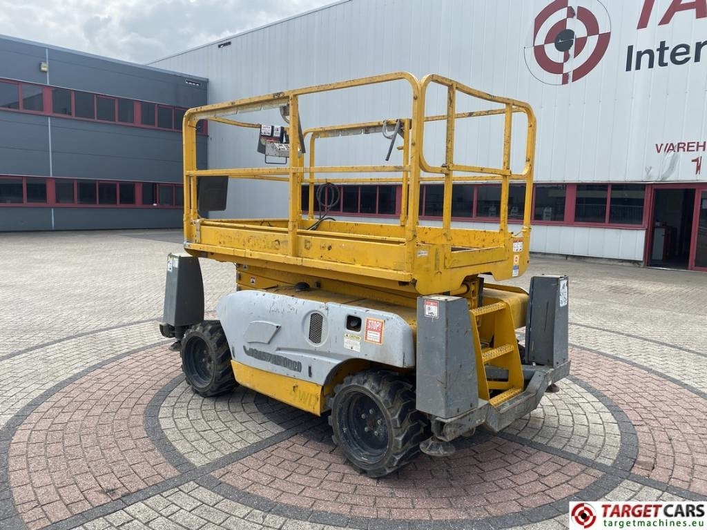 Haulotte Compact 10DX Diesel 4x4 Scissor 1015cm DEFECT - Scherenbühne: das Bild 4 Haulotte Compact 10DX Diesel 4x4 Scissor 1015cm DEFECT - Scherenbühne: das Bild 4