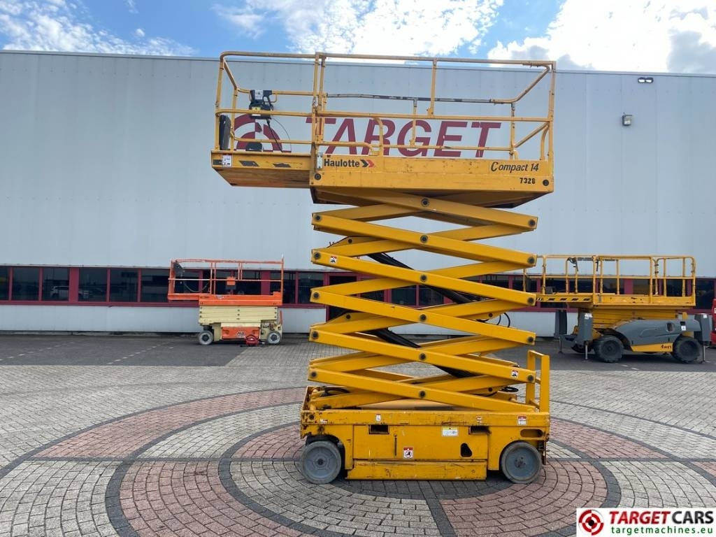 Haulotte Compact 14 Electric Scissor Work Lift 1385cm - Scherenbühne: das Bild 5 Haulotte Compact 14 Electric Scissor Work Lift 1385cm - Scherenbühne: das Bild 5
