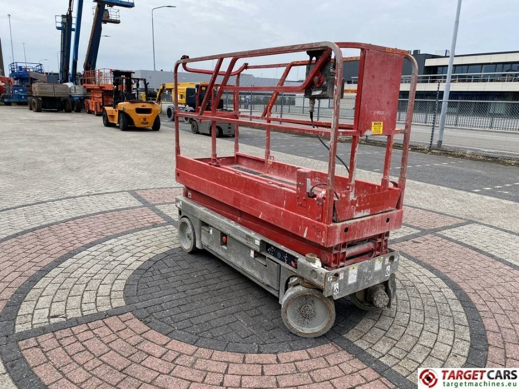 Haulotte Compact 8 Electric Scissor Work Lift 818cm DEFECT - Scherenbühne: das Bild 2 Haulotte Compact 8 Electric Scissor Work Lift 818cm DEFECT - Scherenbühne: das Bild 2