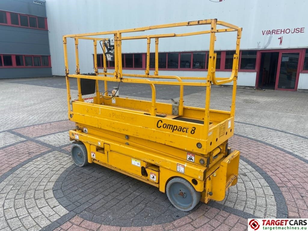 Haulotte Compact 8 Electric Scissor Work Lift 818cm - Scherenbühne: das Bild 4 Haulotte Compact 8 Electric Scissor Work Lift 818cm - Scherenbühne: das Bild 4