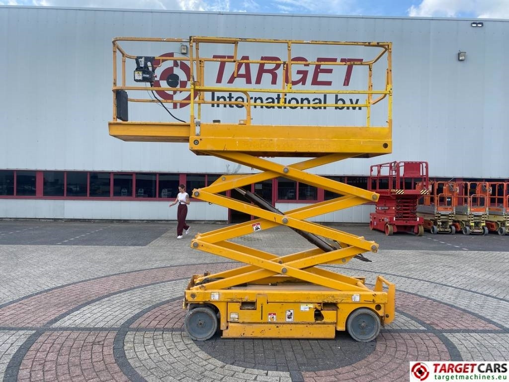 Haulotte Compact 8 Electric Scissor Work Lift 818cm - Scherenbühne: das Bild 5 Haulotte Compact 8 Electric Scissor Work Lift 818cm - Scherenbühne: das Bild 5
