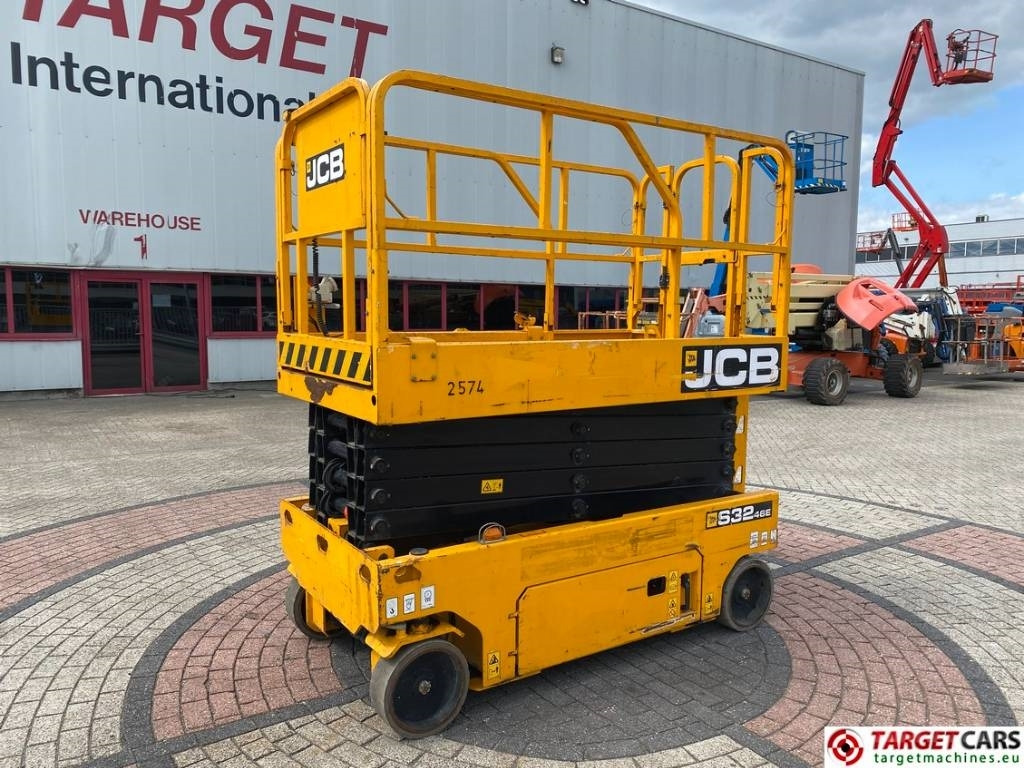 JCB S3246E Electric Scissor Work Lift 1200cm - Scherenbühne: das Bild 1 JCB S3246E Electric Scissor Work Lift 1200cm - Scherenbühne: das Bild 1