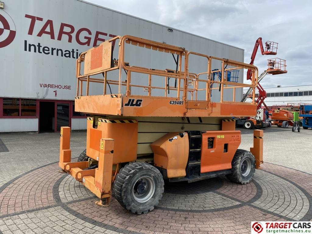 JLG 4394RT Diesel 4x4 Scissor Work Lift 1511cm - Scherenbühne: das Bild 1 JLG 4394RT Diesel 4x4 Scissor Work Lift 1511cm - Scherenbühne: das Bild 1