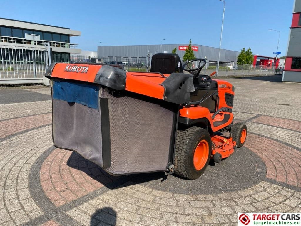 Kubota G23/LD Mower 4WD G23 Diesel 122cm - Rasenmäher: das Bild 3 Kubota G23/LD Mower 4WD G23 Diesel 122cm - Rasenmäher: das Bild 3