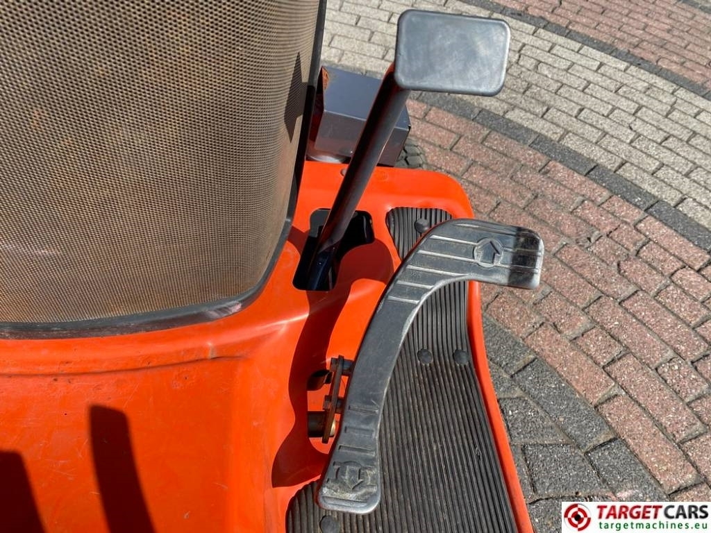 Rasenmäher Kubota G23/LD Mower 4WD G23 Diesel 122cm: das Bild 35
