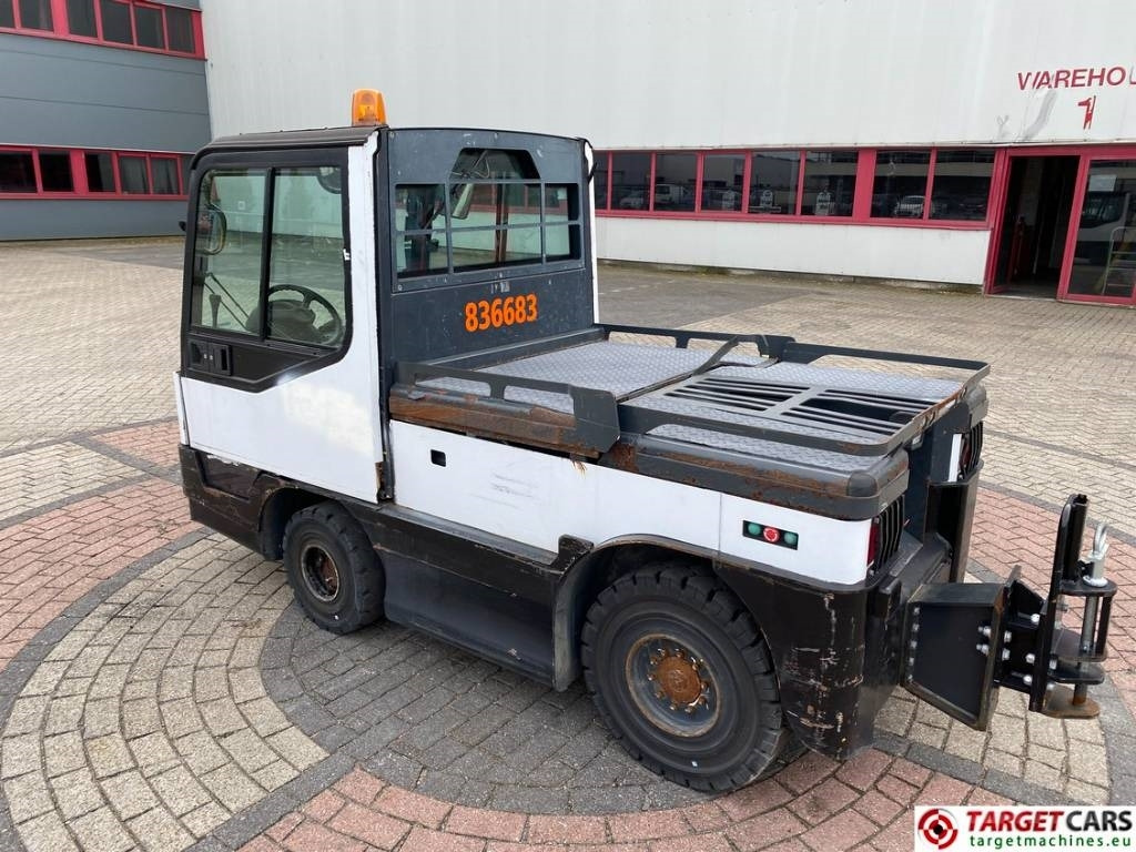 Linde P250 Tow Tug Truck Tractor Electric 80V max 25T - Kommunaltraktor: das Bild 4 Linde P250 Tow Tug Truck Tractor Electric 80V max 25T - Kommunaltraktor: das Bild 4