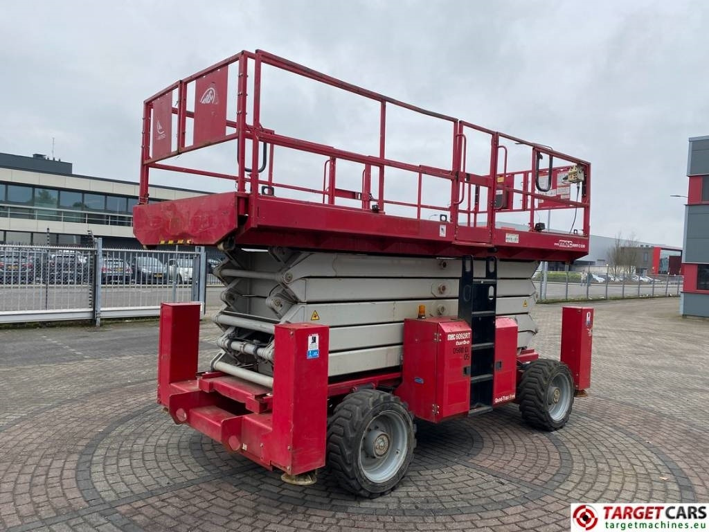 MEC 6092RT Diesel 4x4 Scissor Work LIft 2020cm - Scherenbühne: das Bild 3 MEC 6092RT Diesel 4x4 Scissor Work LIft 2020cm - Scherenbühne: das Bild 3