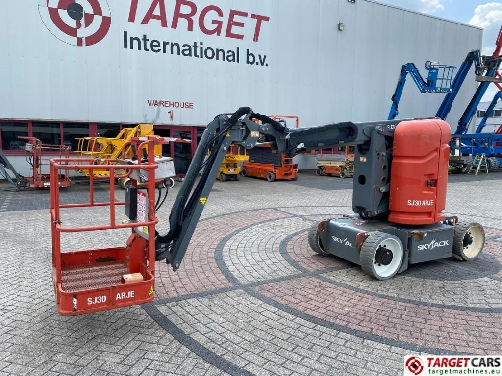 SkyJack SJ30 ARJE Articulated Electric Boom Work Lift 11M - Gelenkarmbühne: das Bild 1 SkyJack SJ30 ARJE Articulated Electric Boom Work Lift 11M - Gelenkarmbühne: das Bild 1