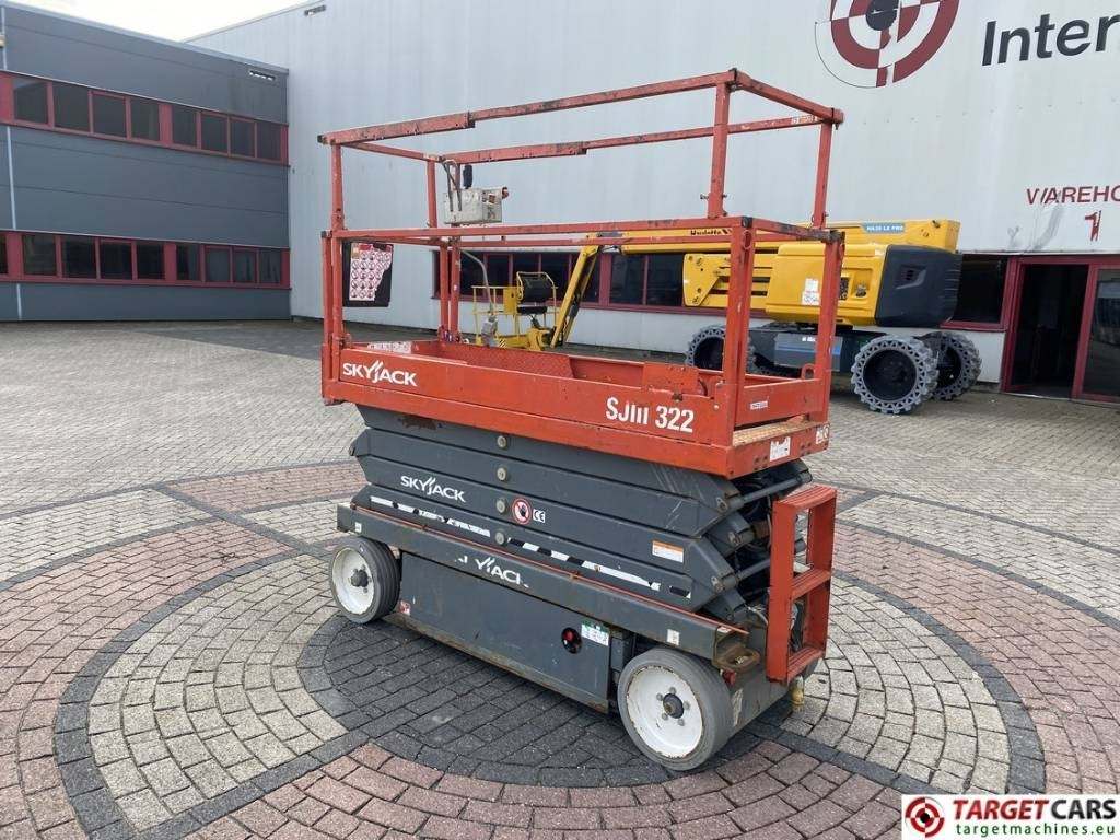 SkyJack SJIII-3226 Electric 3226 Scissor Work Lift 990cm - Scherenbühne: das Bild 4 SkyJack SJIII-3226 Electric 3226 Scissor Work Lift 990cm - Scherenbühne: das Bild 4