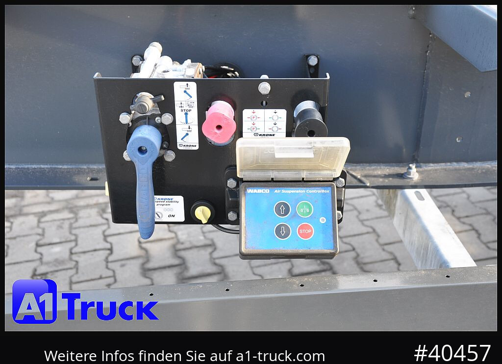 KRONE Container Chassi lang, 2 x 7,45 Wechselbrücken, wenig genutzt.. - Container/ Wechselfahrgestell Auflieger: das Bild 2 KRONE Container Chassi lang, 2 x 7,45 Wechselbrücken, wenig genutzt.. - Container/ Wechselfahrgestell Auflieger: das Bild 2