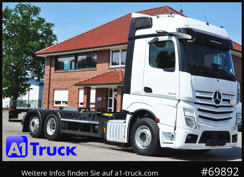 MERCEDES-BENZ 2548, Multi BDF, Wechsler, 7.45-7.82, MIDI, LIftachse - Containerwagen/ Wechselfahrgestell LKW: das Bild 1 MERCEDES-BENZ 2548, Multi BDF, Wechsler, 7.45-7.82, MIDI, LIftachse - Containerwagen/ Wechselfahrgestell LKW: das Bild 1