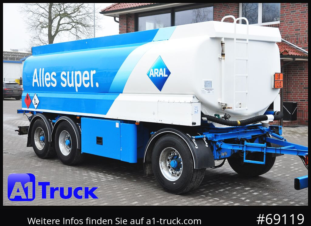Oben-Untenbef. 22.400 Ltr. 3 KA - Tankanhänger: das Bild 1 Oben-Untenbef. 22.400 Ltr. 3 KA - Tankanhänger: das Bild 1