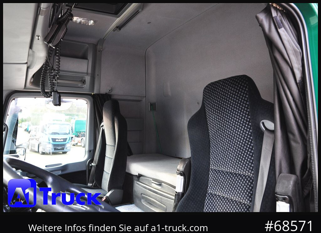 MERCEDES-BENZ Actros 4160, V8, Schwerlast 250to. 8x4, - Sattelzugmaschine: das Bild 3 MERCEDES-BENZ Actros 4160, V8, Schwerlast 250to. 8x4, - Sattelzugmaschine: das Bild 3