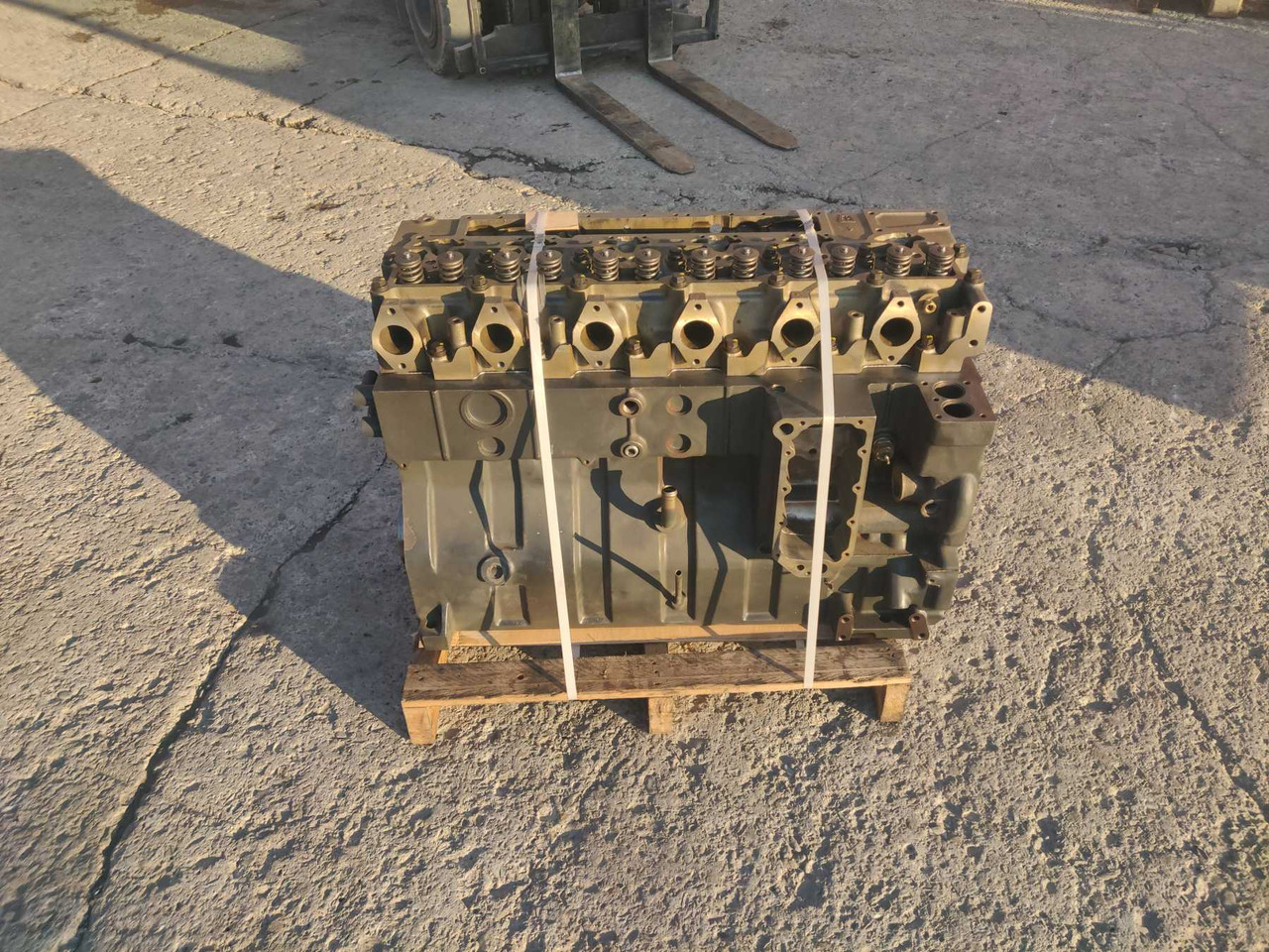 CUMMINS 6CTA8.3 LONG BLOCK REVISIONATO (ENGINE NO. 42839) - Motor für Baumaschine: das Bild 3 CUMMINS 6CTA8.3 LONG BLOCK REVISIONATO (ENGINE NO. 42839) - Motor für Baumaschine: das Bild 3
