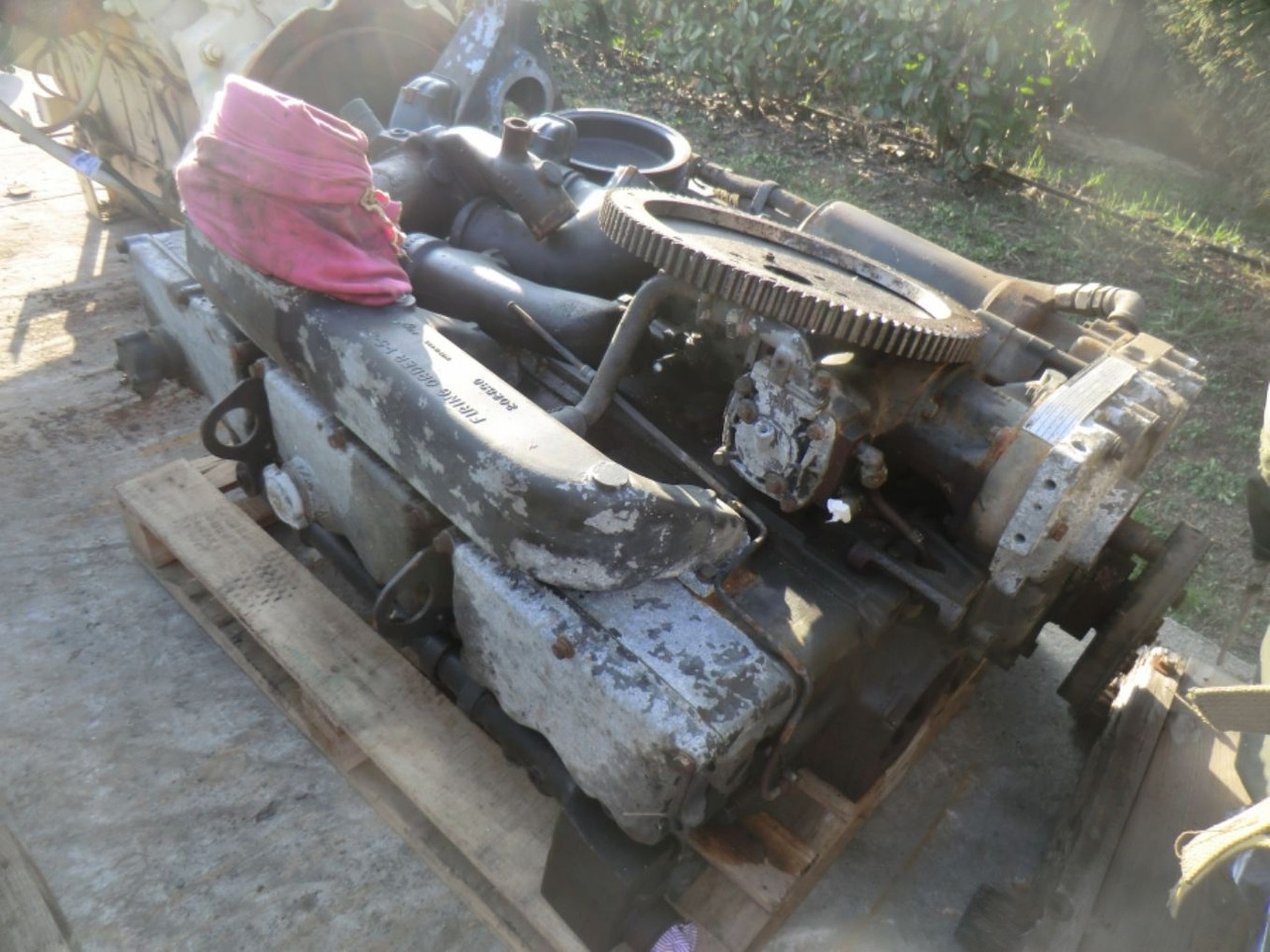 CUMMINS NHG-250 MOTORE USATO, IN SMONTAGGIO - Motor für Baumaschine: das Bild 1 CUMMINS NHG-250 MOTORE USATO, IN SMONTAGGIO - Motor für Baumaschine: das Bild 1