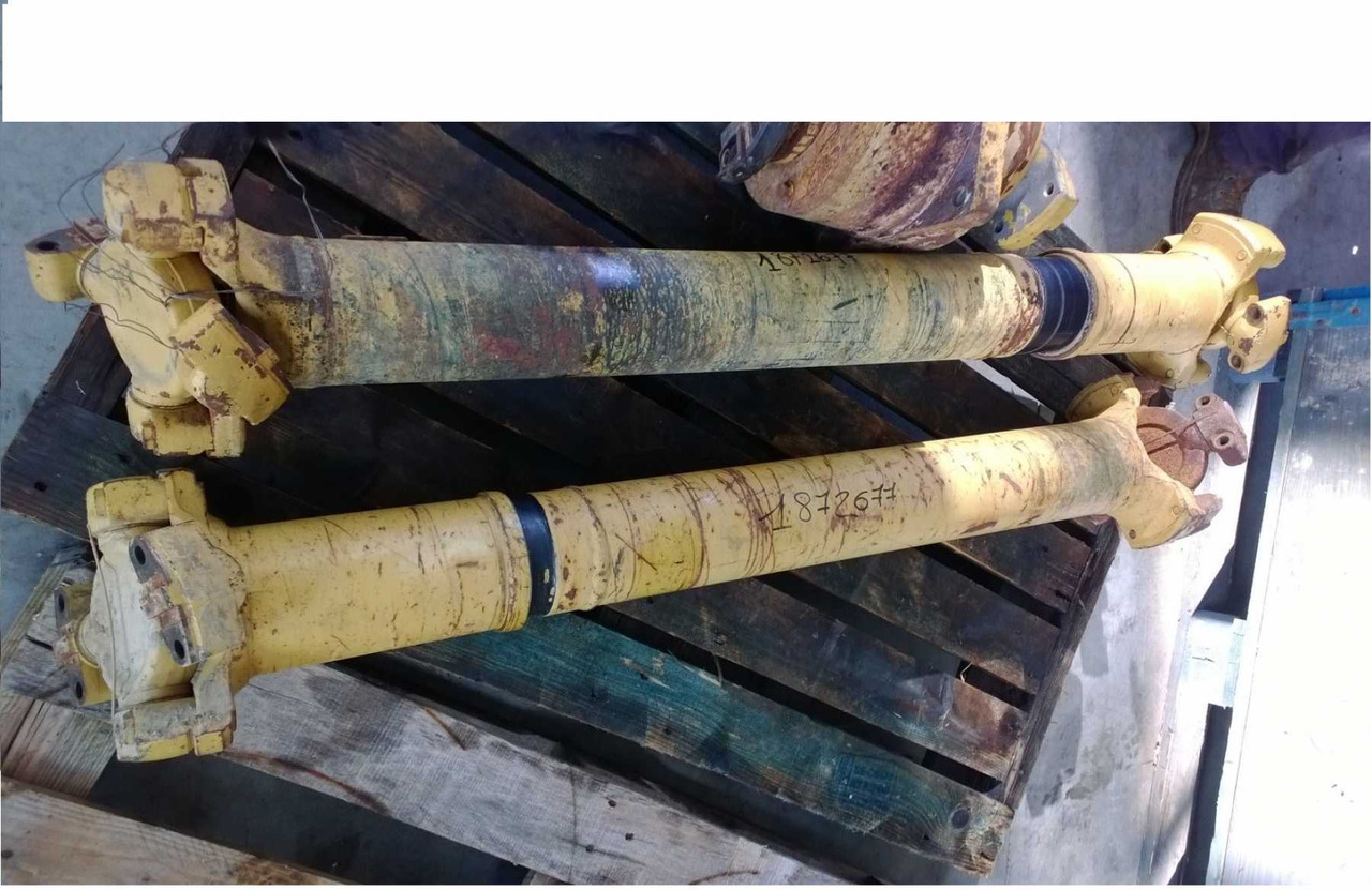 Caterpillar 735 ALBERO TRASMISSIONE - Antriebswelle für Baumaschine: das Bild 1 Caterpillar 735 ALBERO TRASMISSIONE - Antriebswelle für Baumaschine: das Bild 1