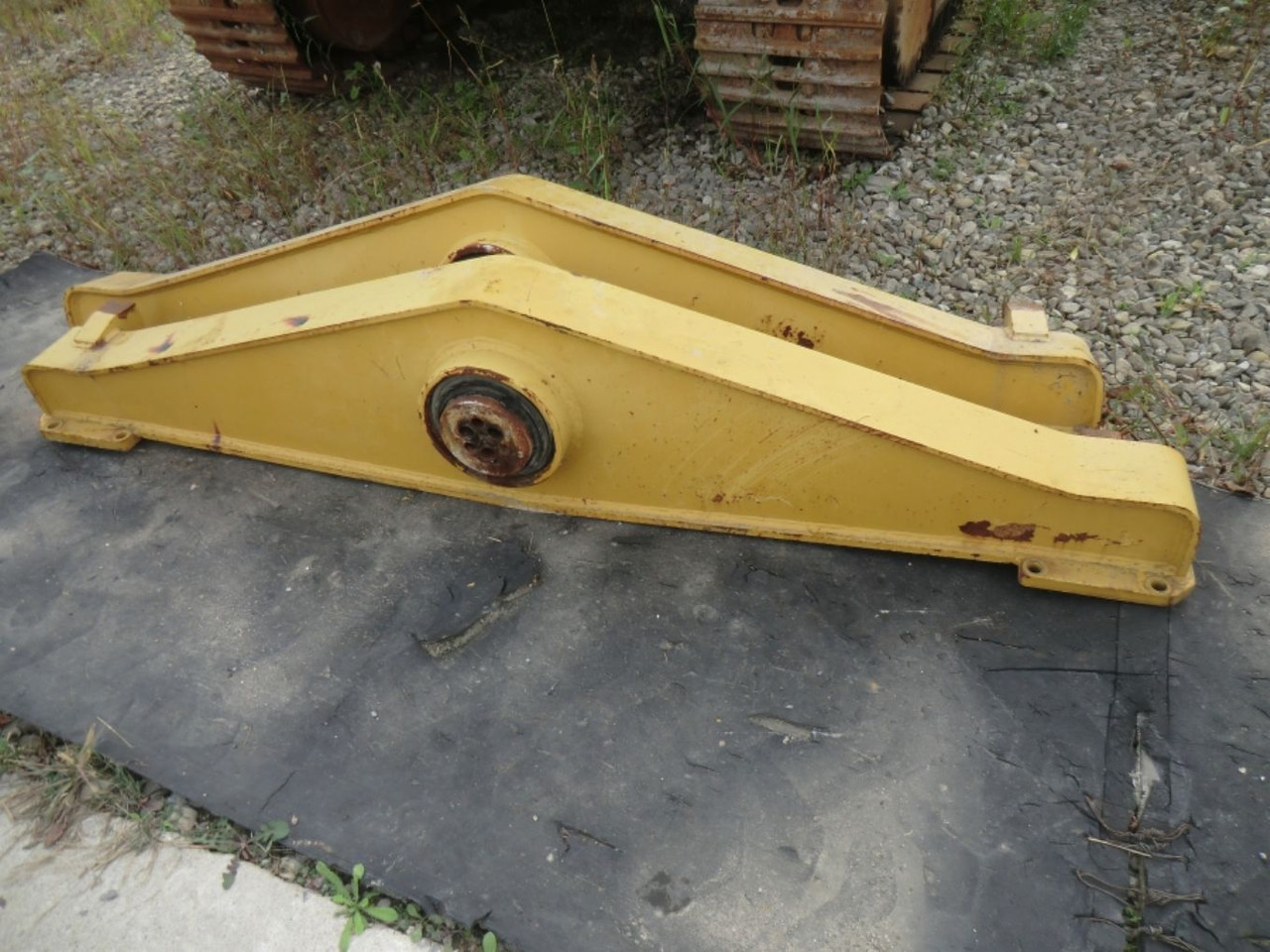 Caterpillar 735 Braccetto destro di collegamento assale centrale e posteriore. (ARM AS RH) - Achse und Teile für Baumaschine: das Bild 2 Caterpillar 735 Braccetto destro di collegamento assale centrale e posteriore. (ARM AS RH) - Achse und Teile für Baumaschine: das Bild 2