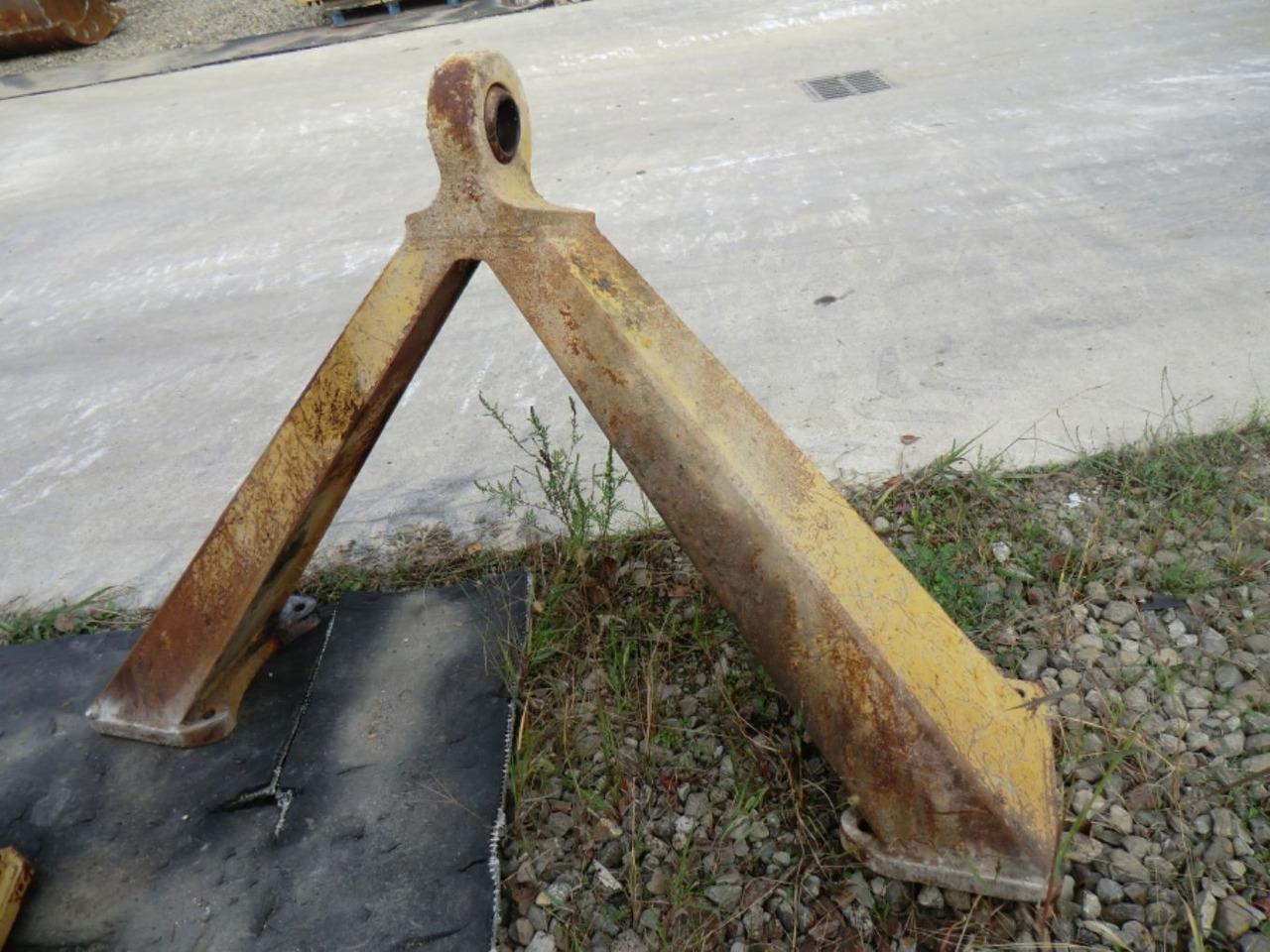 Caterpillar 735 Supporto telaio assale posteriore - Achse und Teile für Baumaschine: das Bild 2 Caterpillar 735 Supporto telaio assale posteriore - Achse und Teile für Baumaschine: das Bild 2