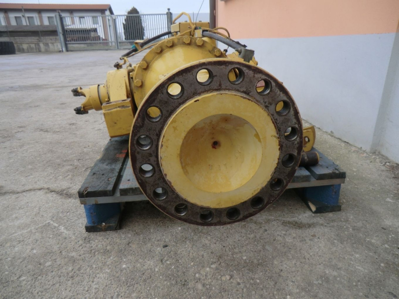 Caterpillar 928G - Hinterachse für Baumaschine: das Bild 3 Caterpillar 928G - Hinterachse für Baumaschine: das Bild 3