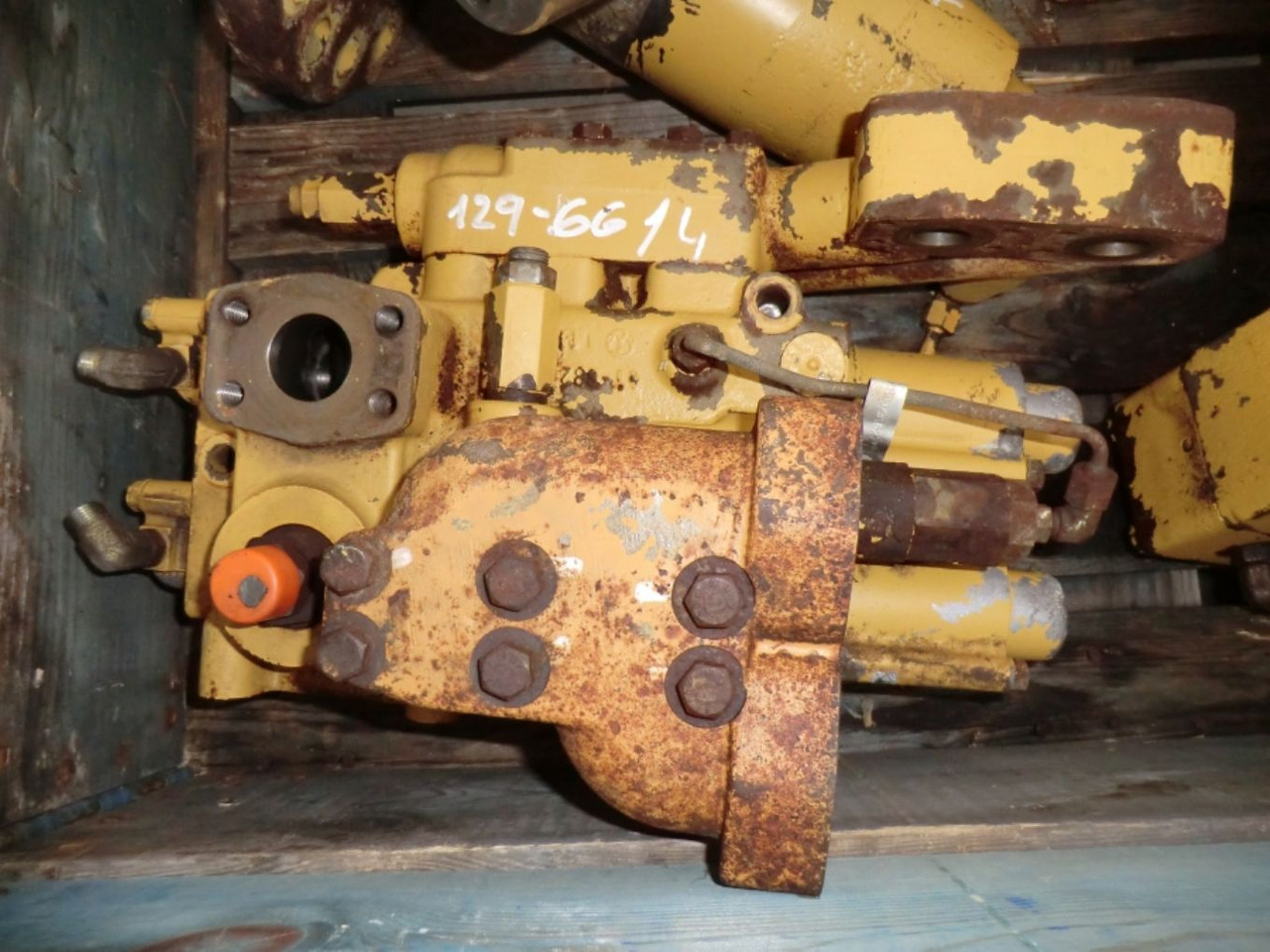 Caterpillar 963C DISTRIBUTORE OLIO IDRAULICO - Hydraulik ventil für Baumaschine: das Bild 1 Caterpillar 963C DISTRIBUTORE OLIO IDRAULICO - Hydraulik ventil für Baumaschine: das Bild 1