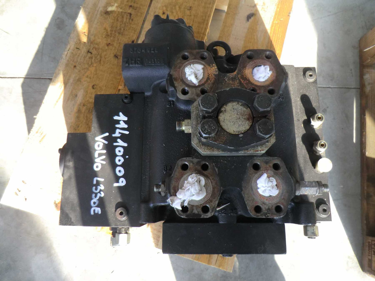 VOLVO L330E L350F DISTRIBUTORE - Hydraulik ventil für Baumaschine: das Bild 4 VOLVO L330E L350F DISTRIBUTORE - Hydraulik ventil für Baumaschine: das Bild 4