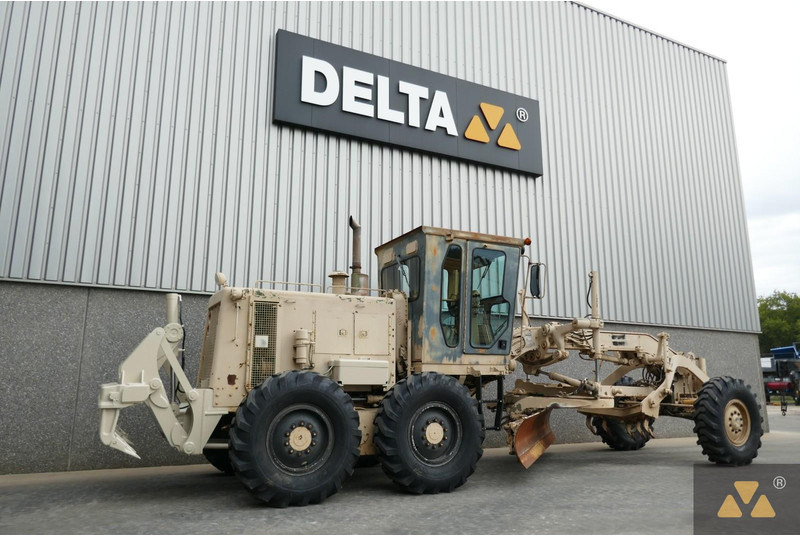 Caterpillar 130G Ex-army - Grader: das Bild 5 Caterpillar 130G Ex-army - Grader: das Bild 5
