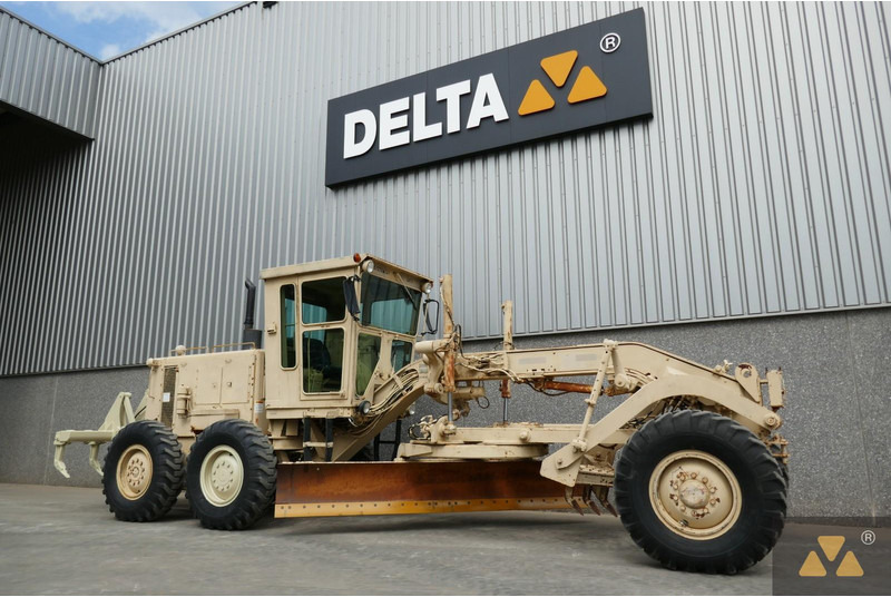 Caterpillar 130G Ex-army - Grader: das Bild 3 Caterpillar 130G Ex-army - Grader: das Bild 3