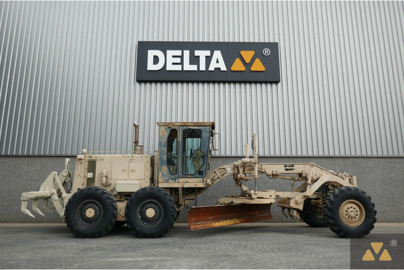 Caterpillar 130G Ex-army - Grader: das Bild 2 Caterpillar 130G Ex-army - Grader: das Bild 2