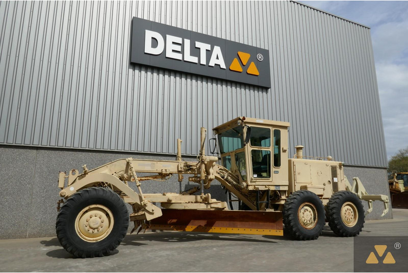 Caterpillar 130G Ex-army - Grader: das Bild 4 Caterpillar 130G Ex-army - Grader: das Bild 4