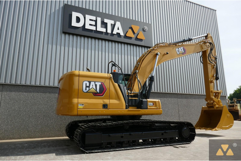 Kettenbagger Caterpillar 320: das Bild 5