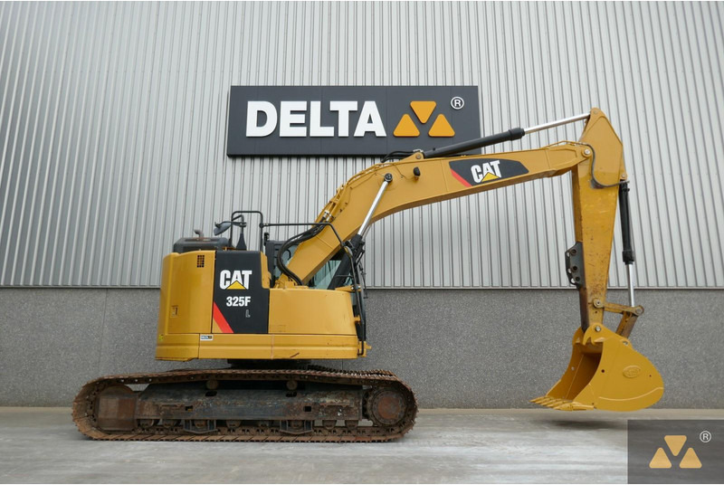 Caterpillar 325F LCR - Kettenbagger: das Bild 2 Caterpillar 325F LCR - Kettenbagger: das Bild 2