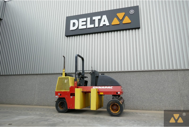 Dynapac CP142 - Gummiradwalze: das Bild 3 Dynapac CP142 - Gummiradwalze: das Bild 3