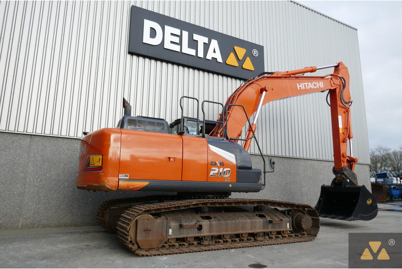 Hitachi ZX210LC-7 - Kettenbagger: das Bild 5 Hitachi ZX210LC-7 - Kettenbagger: das Bild 5