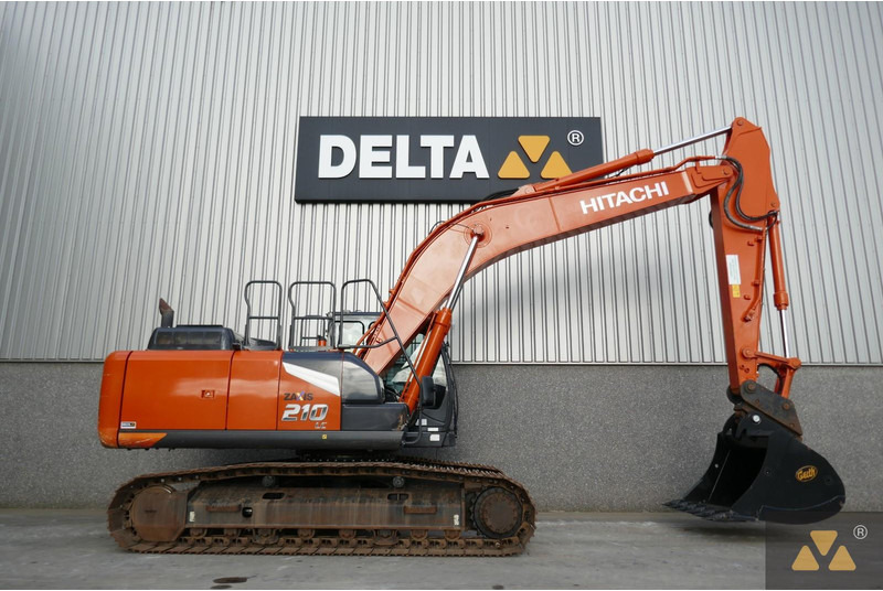Hitachi ZX210LC-7 - Kettenbagger: das Bild 2 Hitachi ZX210LC-7 - Kettenbagger: das Bild 2