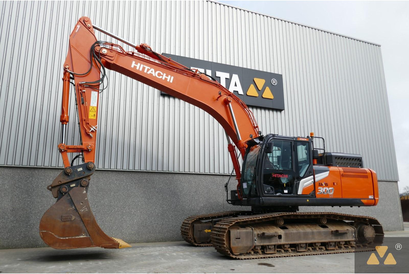 Hitachi ZX300LC-7 - Kettenbagger: das Bild 3 Hitachi ZX300LC-7 - Kettenbagger: das Bild 3